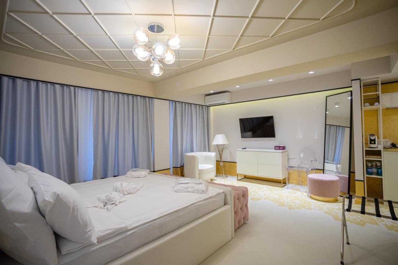 Epoca Central Boutique Craiova Ngoại thất bức ảnh